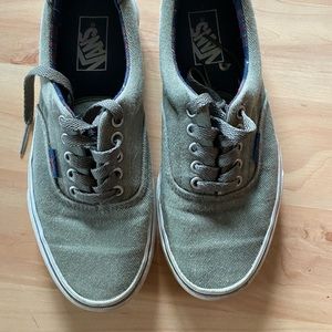Green vans size 7 mens 8.5 women’s